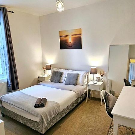 1 Bedroom Flat In גרייבסנד מראה חיצוני תמונה